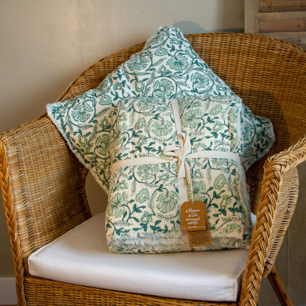 Plaid Pondichery Celadon et coussin La Maison de Lilo