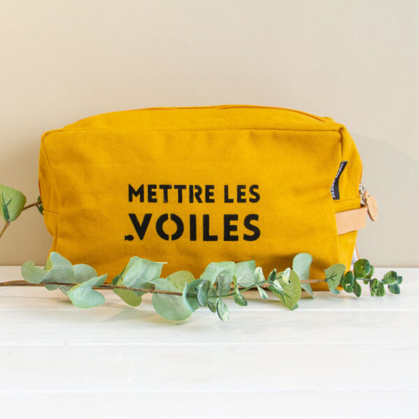 Trousse mettre les voiles miel Sophie Janiere