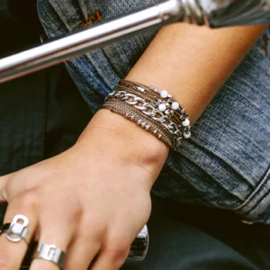 bracelet delicioso bracelet cloche 380x443 crop center