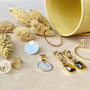 boucles doreilles mini honore acier dore nature morte 380x443 crop center