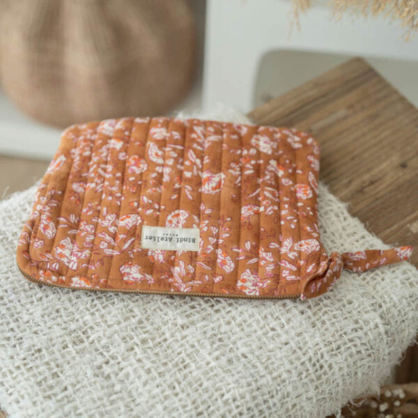 pochette imprimee motif floral indien