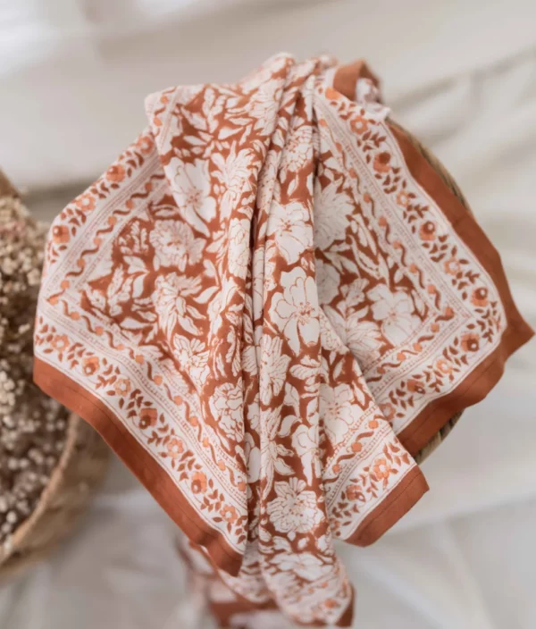 foulard fleuri indien salvador terracota bindi atelier1
