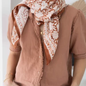 foulard fleuri indien salvador terracota bindi atelier2