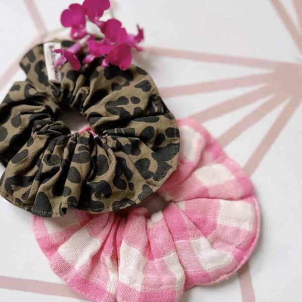 Chouchou Graou Olive Rose in April b
