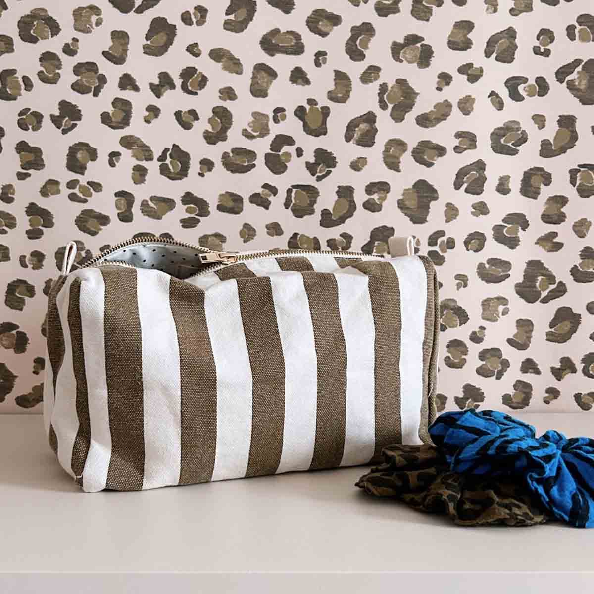 Trousse de toilette Vic Rayures Olive Greige Rose in April