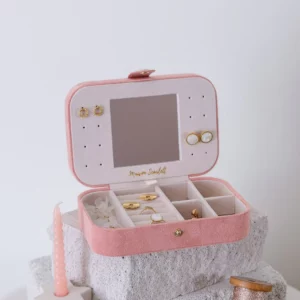 Boîte à bijoux de voyage Brigitte en velours Rose Maison Scarlett