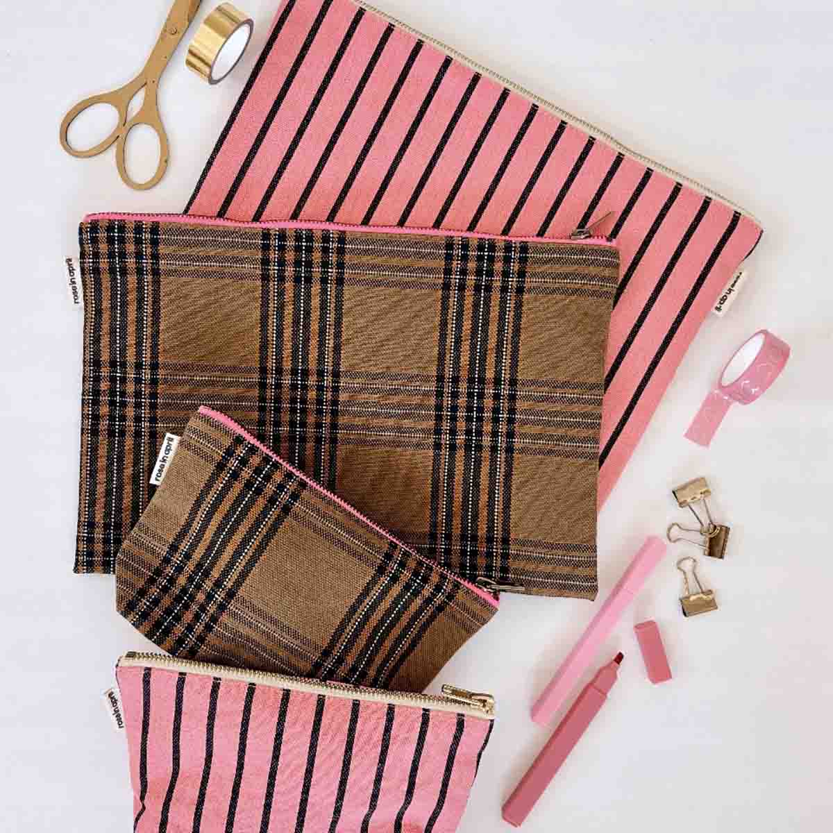 Pochette Sofia Tartan Rose in April b