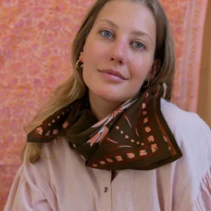 Foulard medium 65x65 Bloom Khaki Bindi Atelier