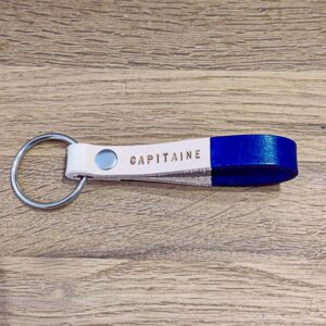 Porte clés en cuir coloré chic Capitaine By Perri